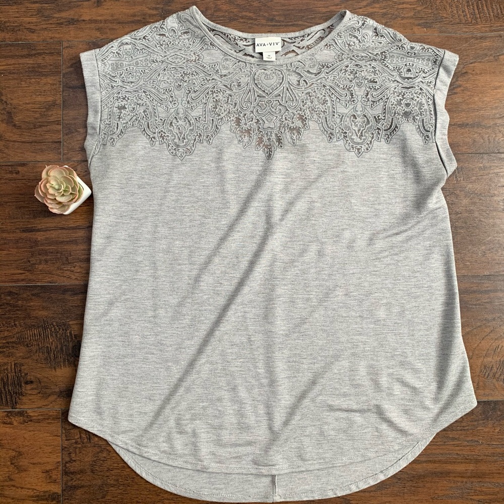 Ava & Viv Top